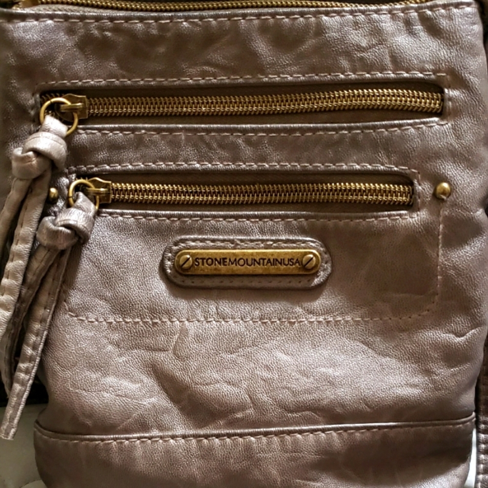 Stone Mountain Cross Body Bag